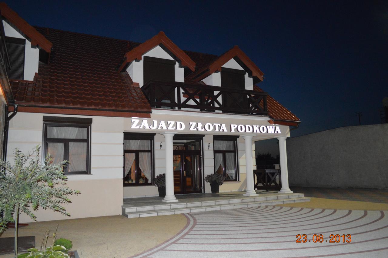 Zajazd Zlota Podkowa Wrocki Exterior photo